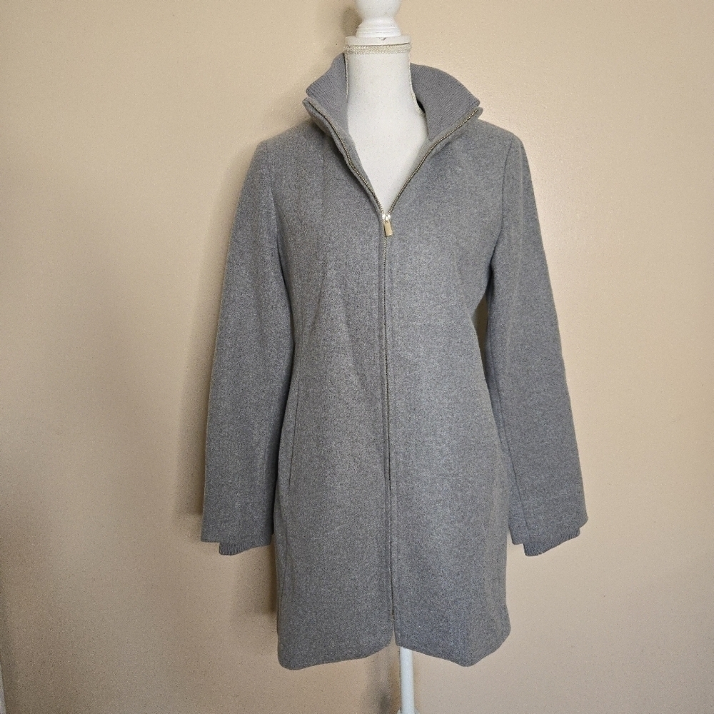 INTL Details Gray Coat